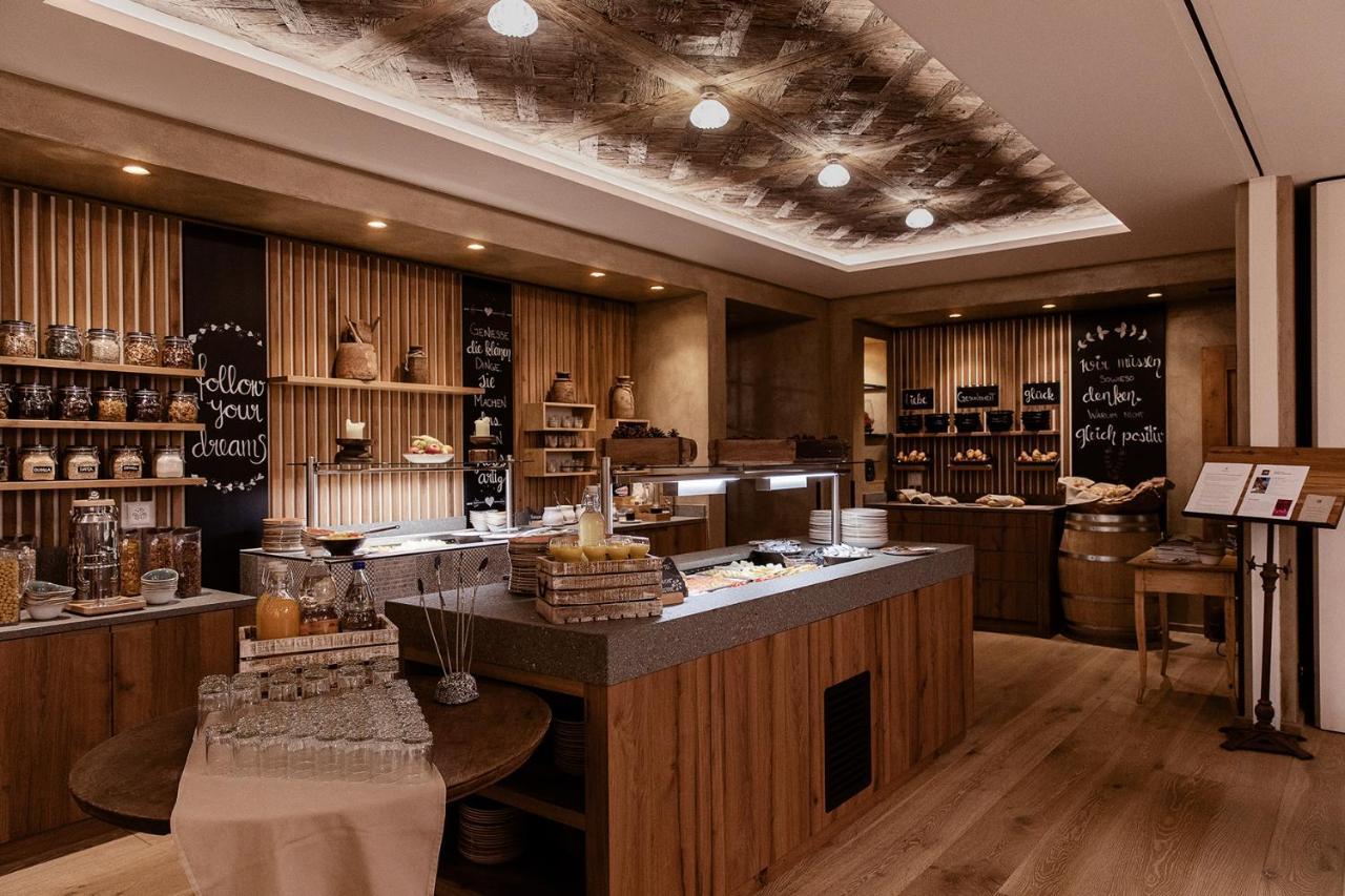 Alpinarosa Hotel Bagian luar foto